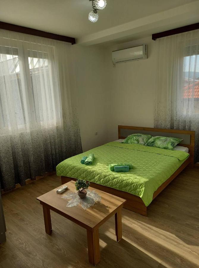 Apartmants Djekovi 奥赫里德 外观 照片