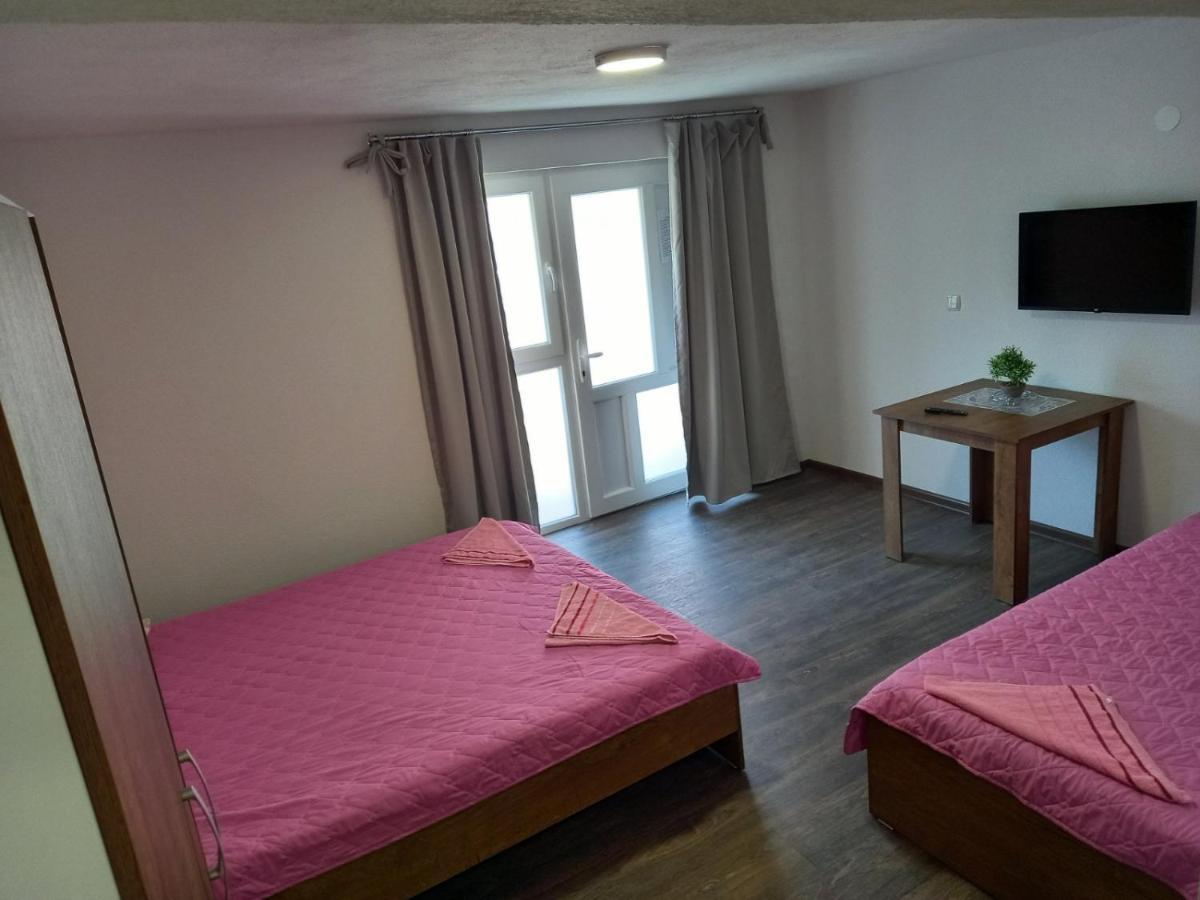 Apartmants Djekovi 奥赫里德 外观 照片