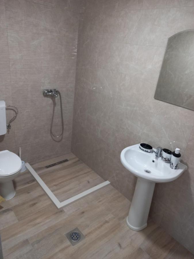 Apartmants Djekovi 奥赫里德 外观 照片