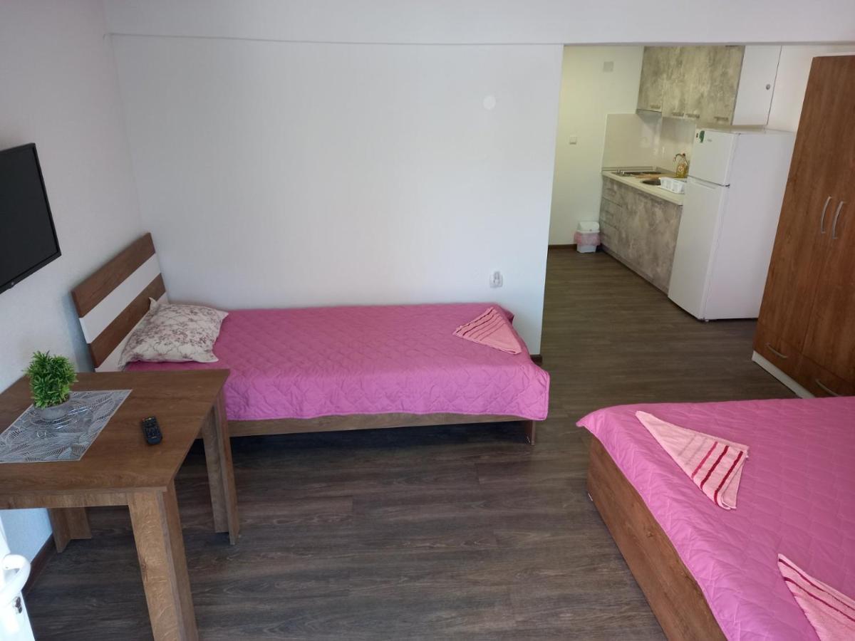 Apartmants Djekovi 奥赫里德 外观 照片